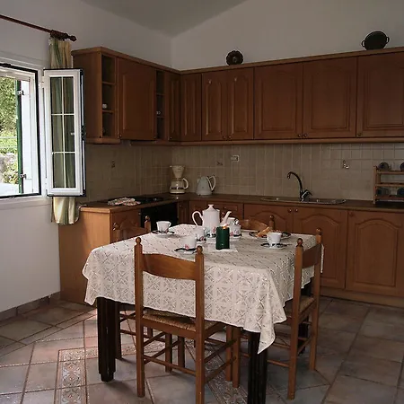 Letos Villa